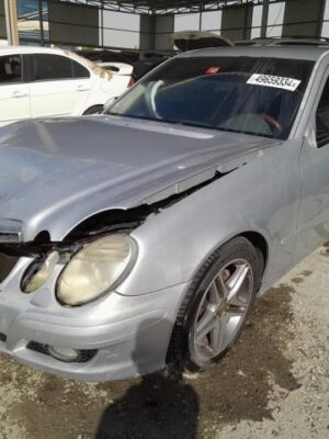 2008 MERCEDES BENZ E CLASS 2 WDBUF52X98B246759