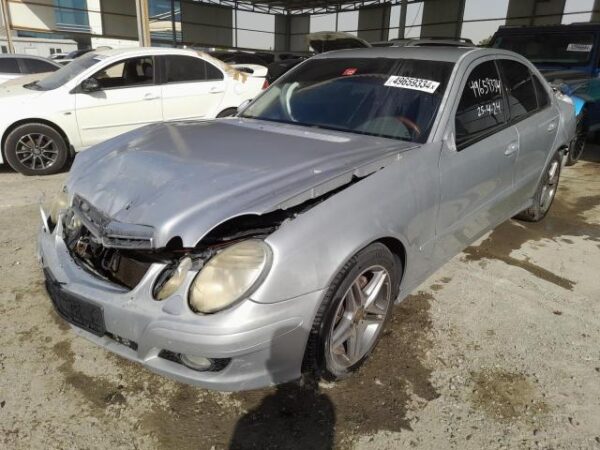 2008 MERCEDES BENZ E CLASS 2 WDBUF52X98B246759