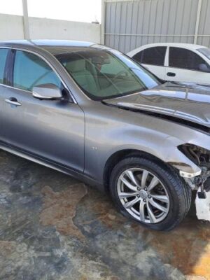 2016 INFI Q70 JNKBY1AP3GM320773