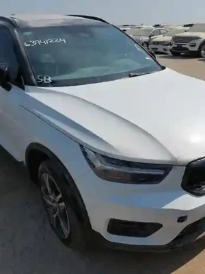 2022 VOLVO XC40 YV1AKAXZ4N2763136